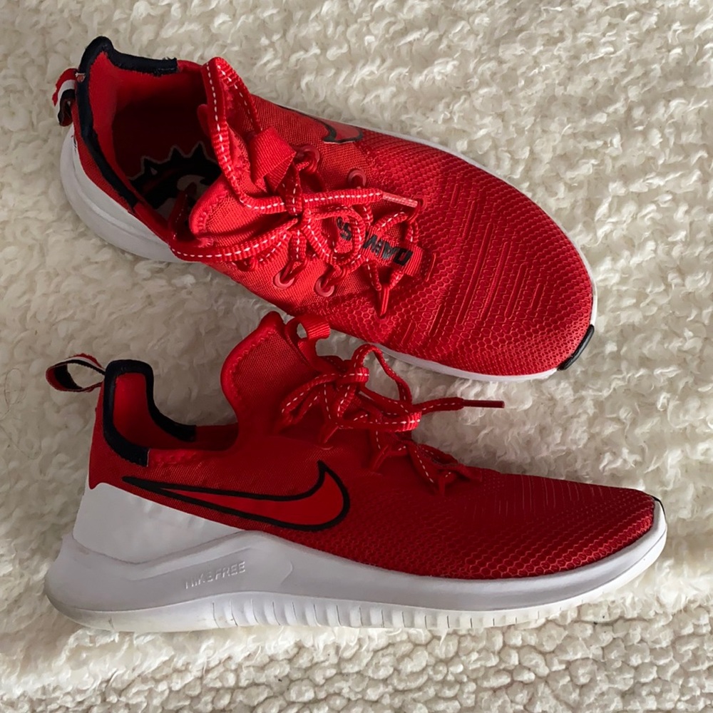 Women’s Nike shoes